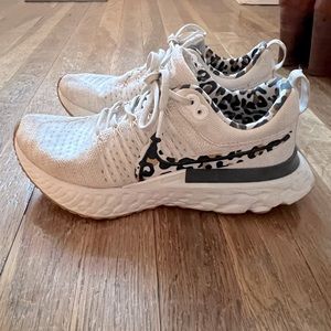Nike React Infinity Run Flyknit 2